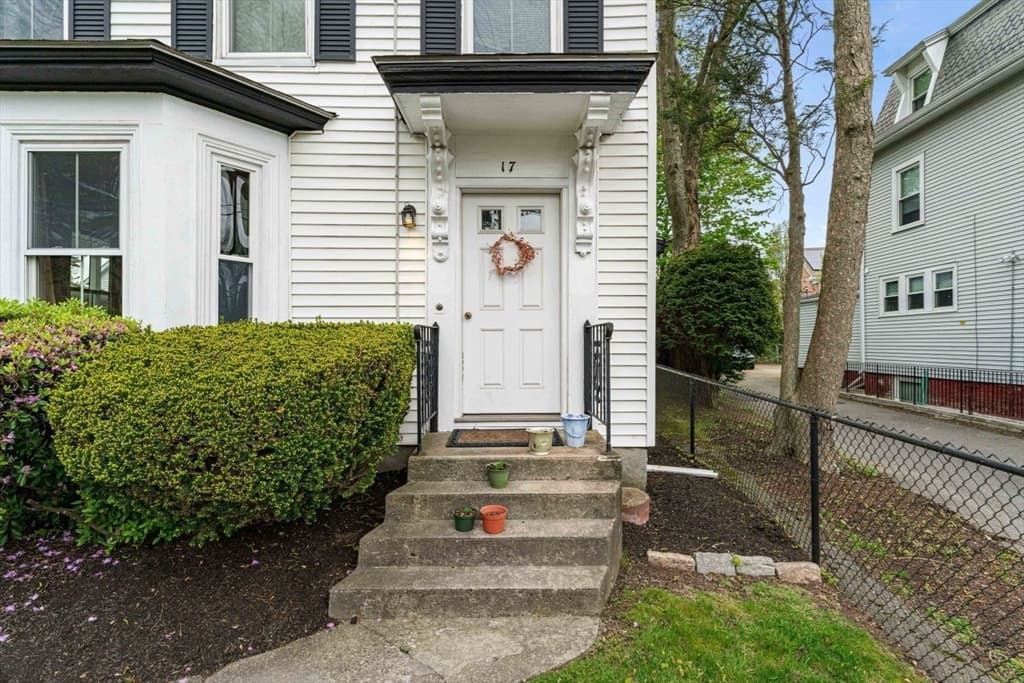 17 Emerson Street photo 3