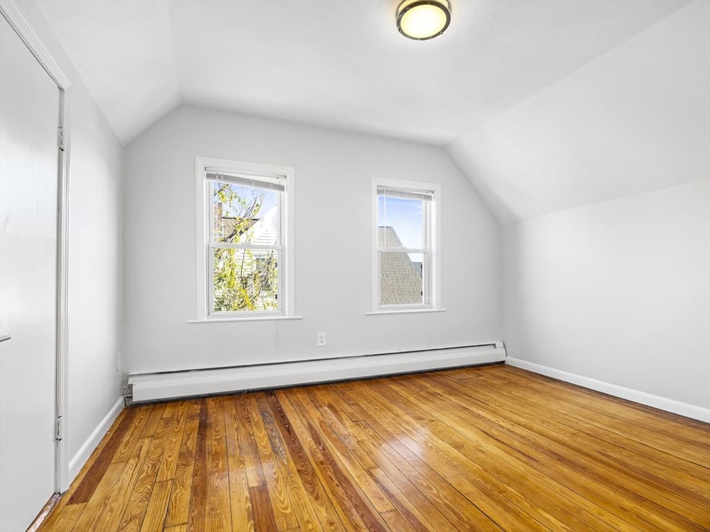 17 Tesla Ave #2 photo 3