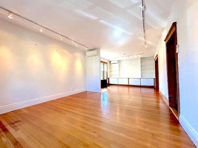 12 Lawrence Rd #1 photo 3