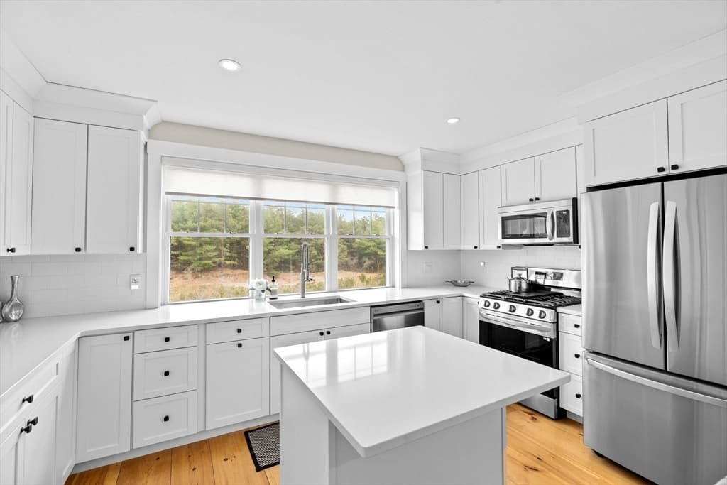 29 Waterview Way photo 2