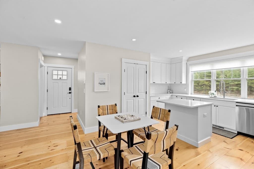 29 Waterview Way photo 4