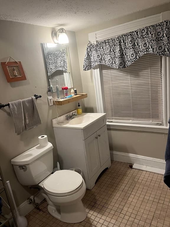 16 Hinckley Street #3 photo 5