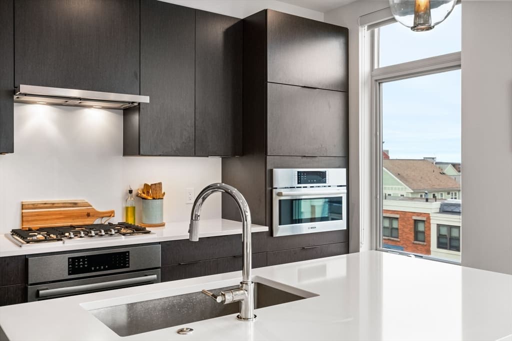 99 Sumner St #401 photo 4