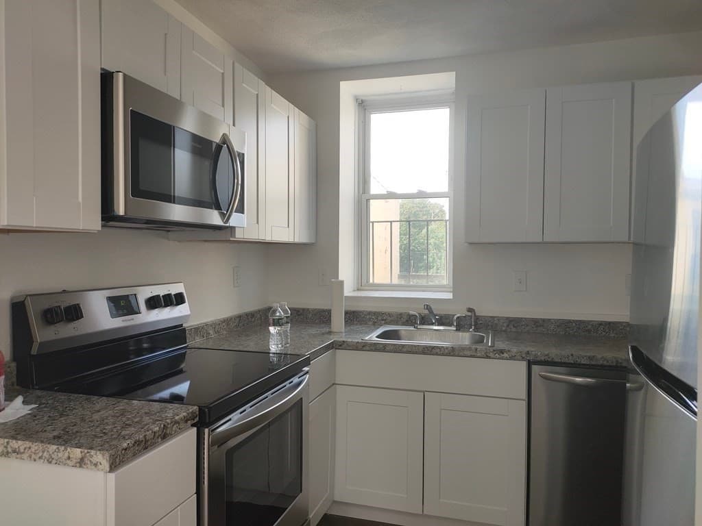 1411 Commonwealth Ave #501 photo 5