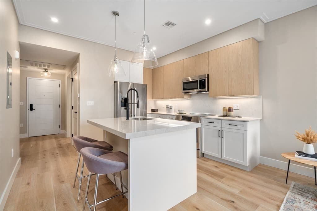 70 Leo Birmingham Parkway #415 photo 2