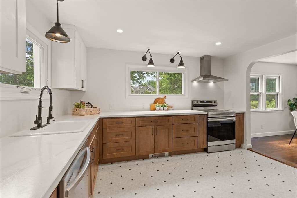 342 Bullard Street photo 5