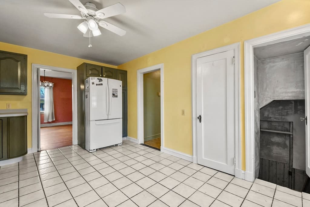 231 Brayton Avenue photo 4