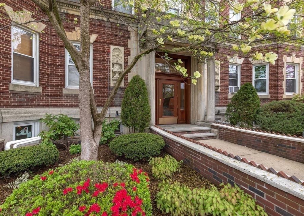 131 Park Drive #G2