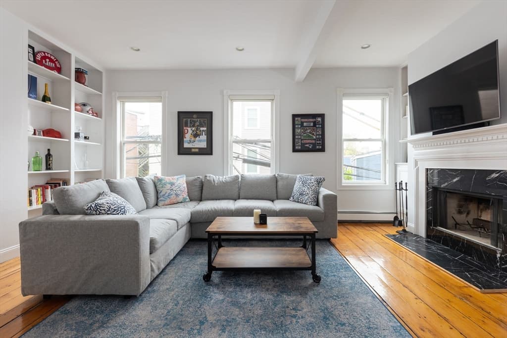 103 Bartlett St #2