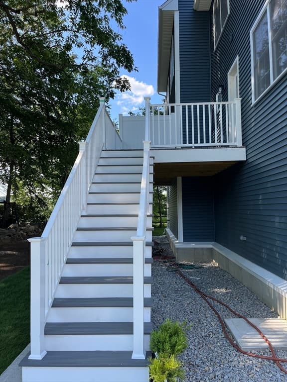 30 Valmor Street photo 5