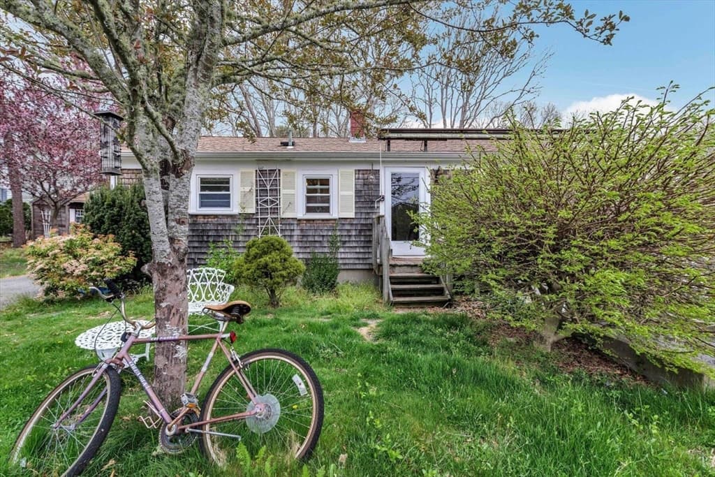 18 Ingleside Dr photo 3