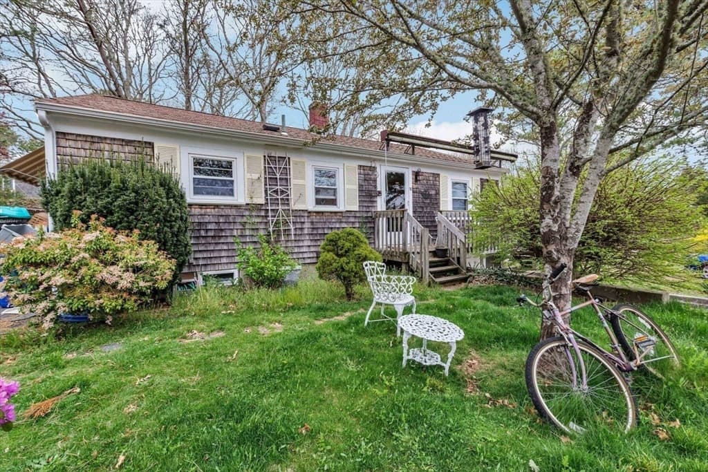 18 Ingleside Dr