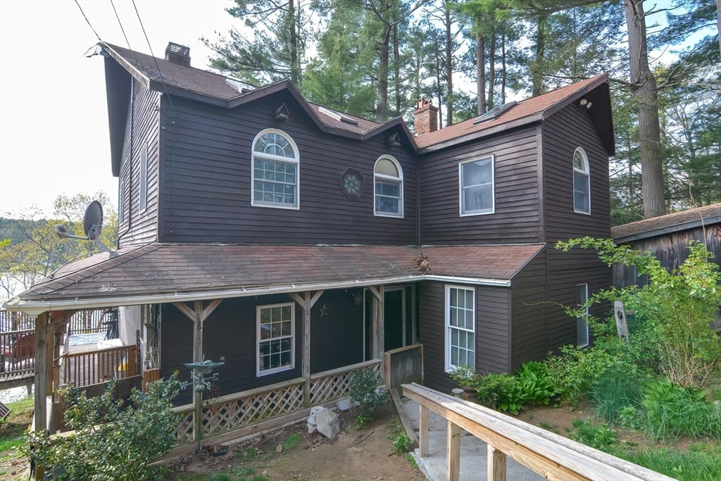 128 Gleason Ave