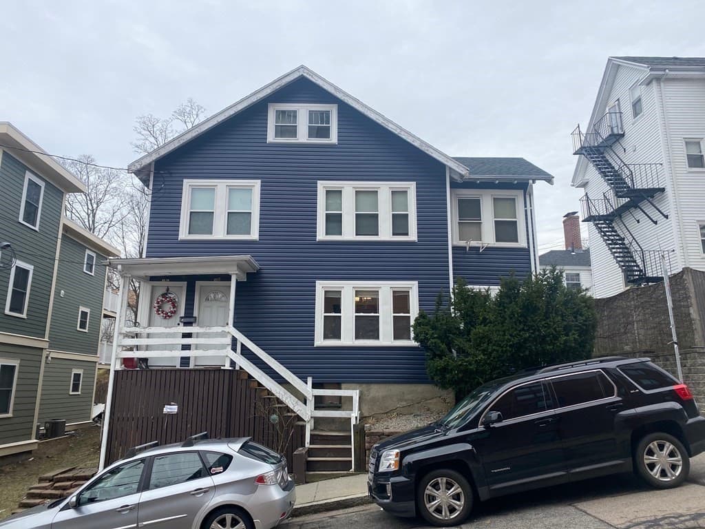 28 Sunset St #28