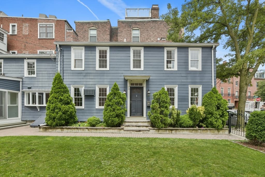 56 Winthrop Street