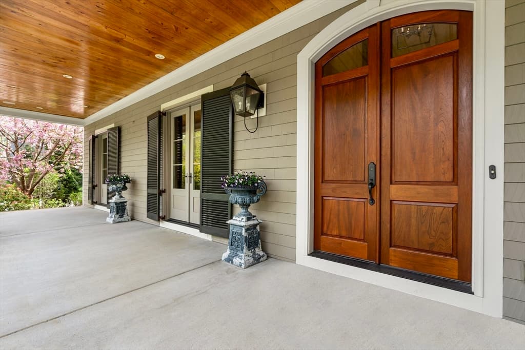 21 Bemis St photo 3