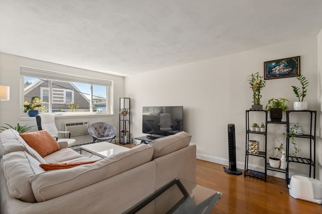 326 Broadway #17 photo 4