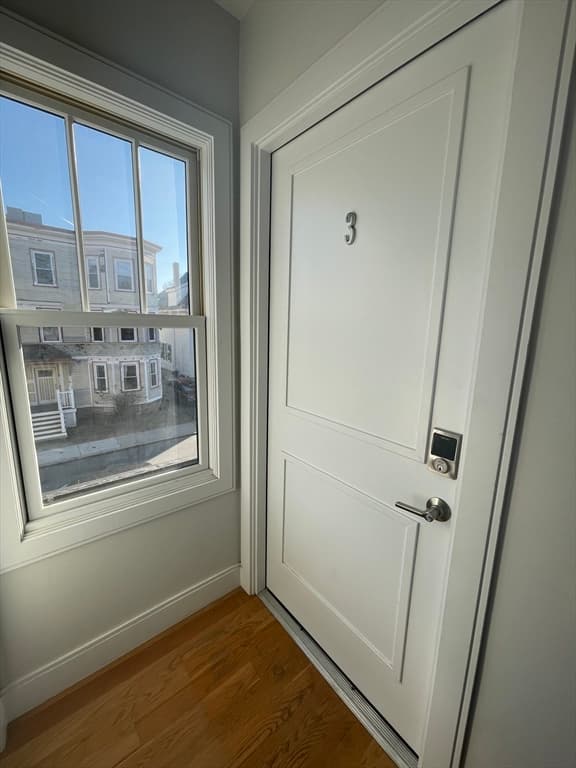 36 Hall St #3 photo 2