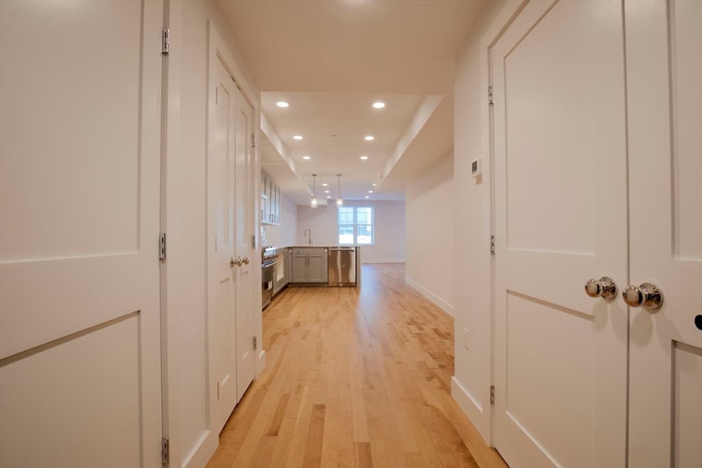 50 Hichborn St #408 photo 2