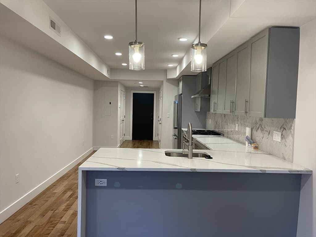 50 Hichborn St #408 photo 3