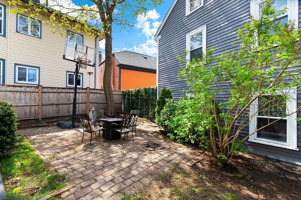29 Williams Street photo 5