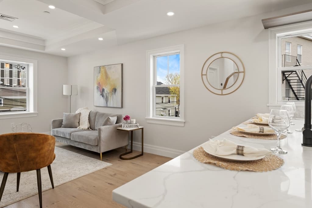 8 Linden St #8 photo 2