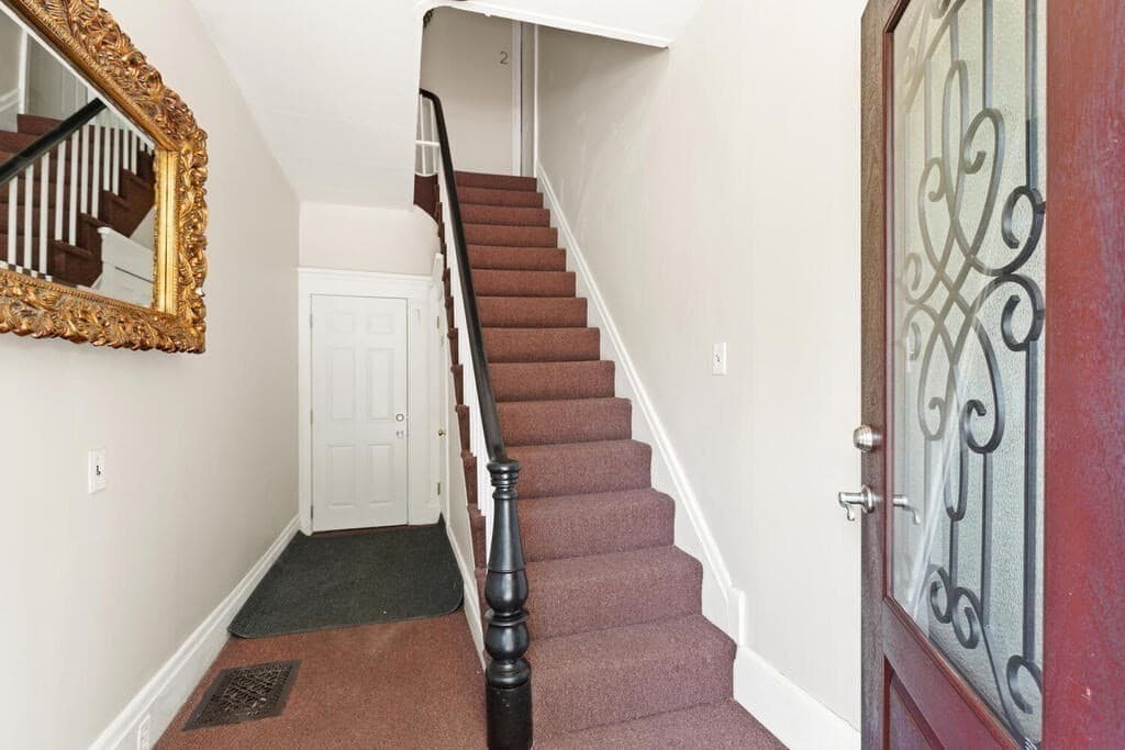 130 Merriam Ave photo 5