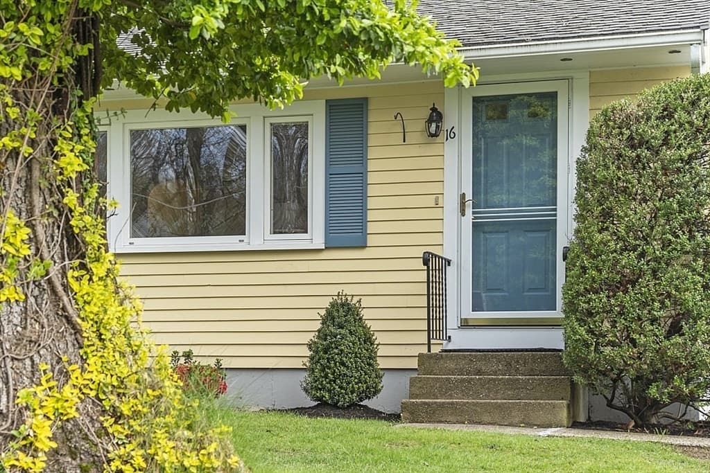 16 Chestnut Hill Rd photo 3