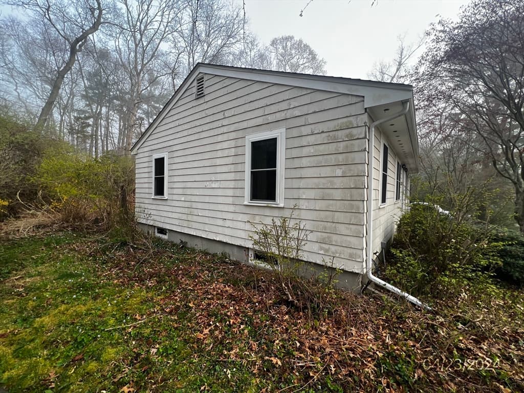 10 Blackinton Dr photo 3