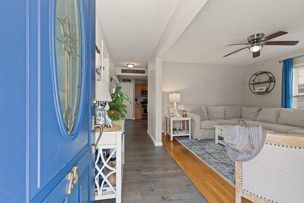 25 Wildwood Ave photo 3