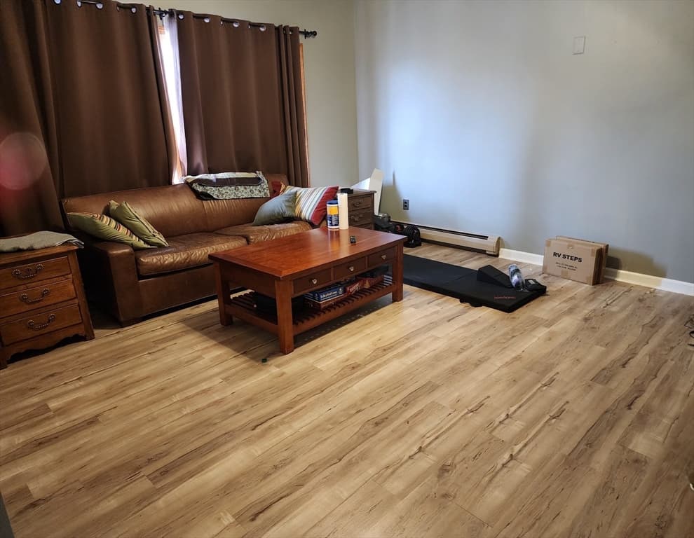 586 Franklin St #1 photo 5