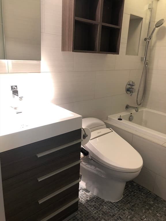 1243 Beacon St #7C photo 5
