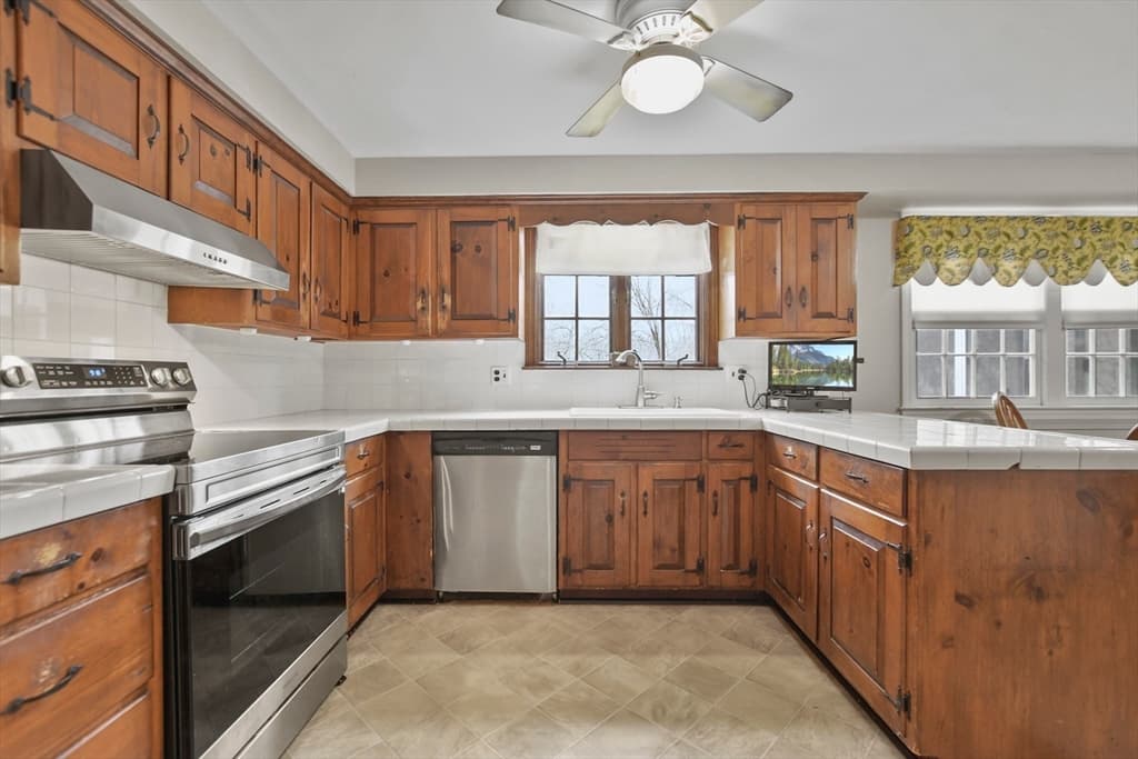 80 Parsonage Lane photo 4