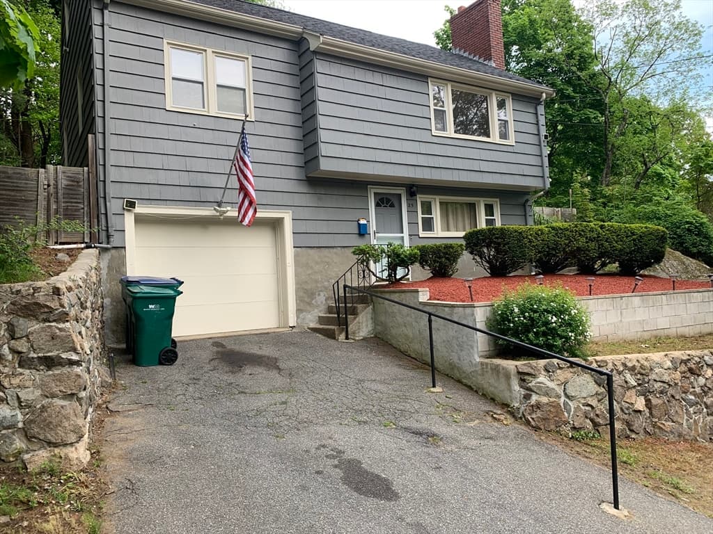 25 Moon Rd