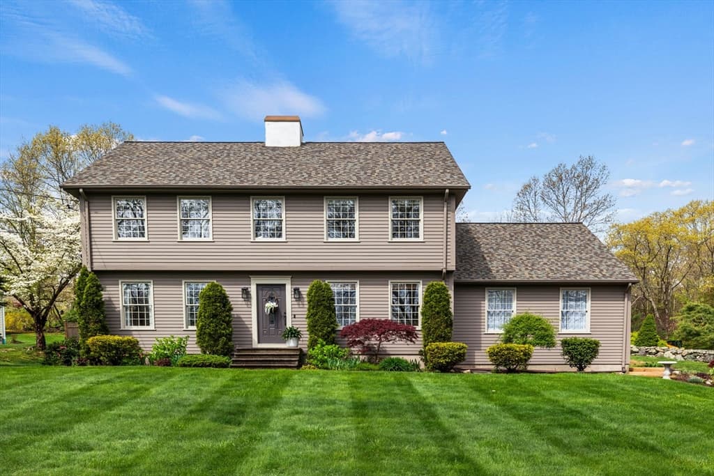 30 Hillside Rd