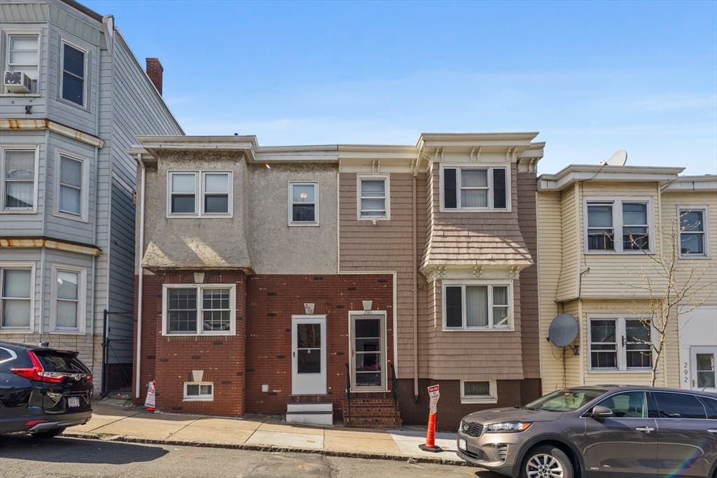 288 Lexington Street