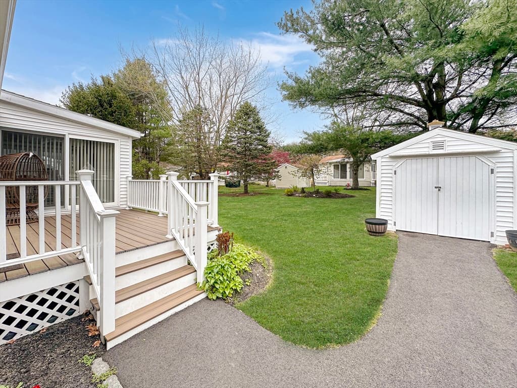 7 Trailwood Drive photo 3