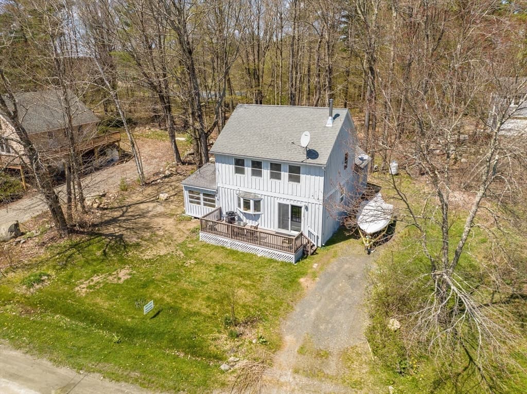 120 Lands End Dr photo 3