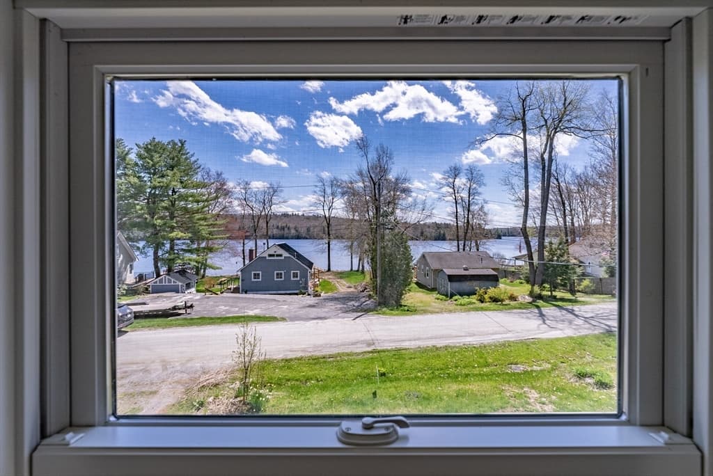 120 Lands End Dr