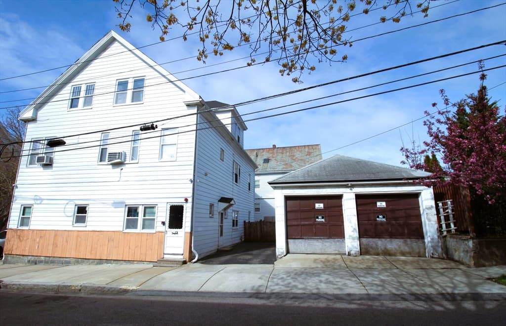 17 Dow St