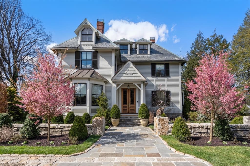 215 Boston Post Road photo 5