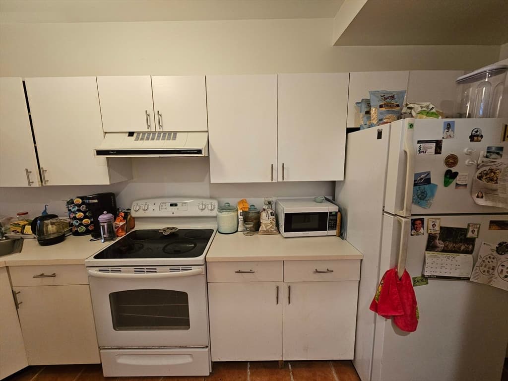 240 Heath St #PH12 photo 5