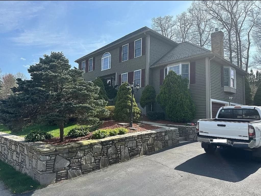 12 Jaclyn Rae Drive photo 2