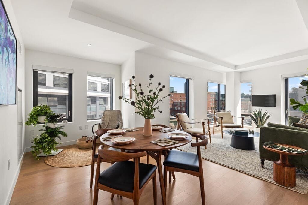 771 Beacon St. #2-815