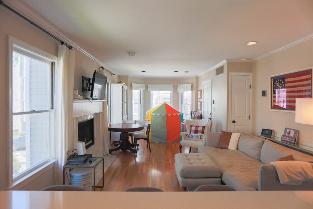 35 Woodward #3 photo 5
