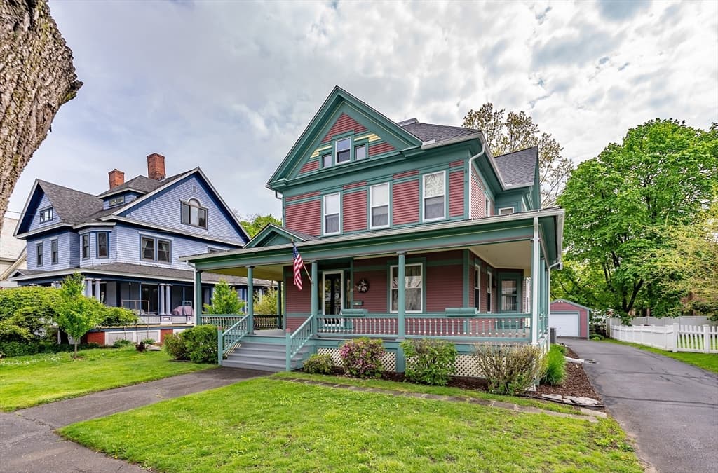 20 Holland Ave