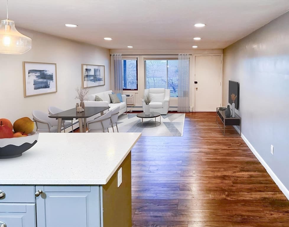 301 Neponset Street #24