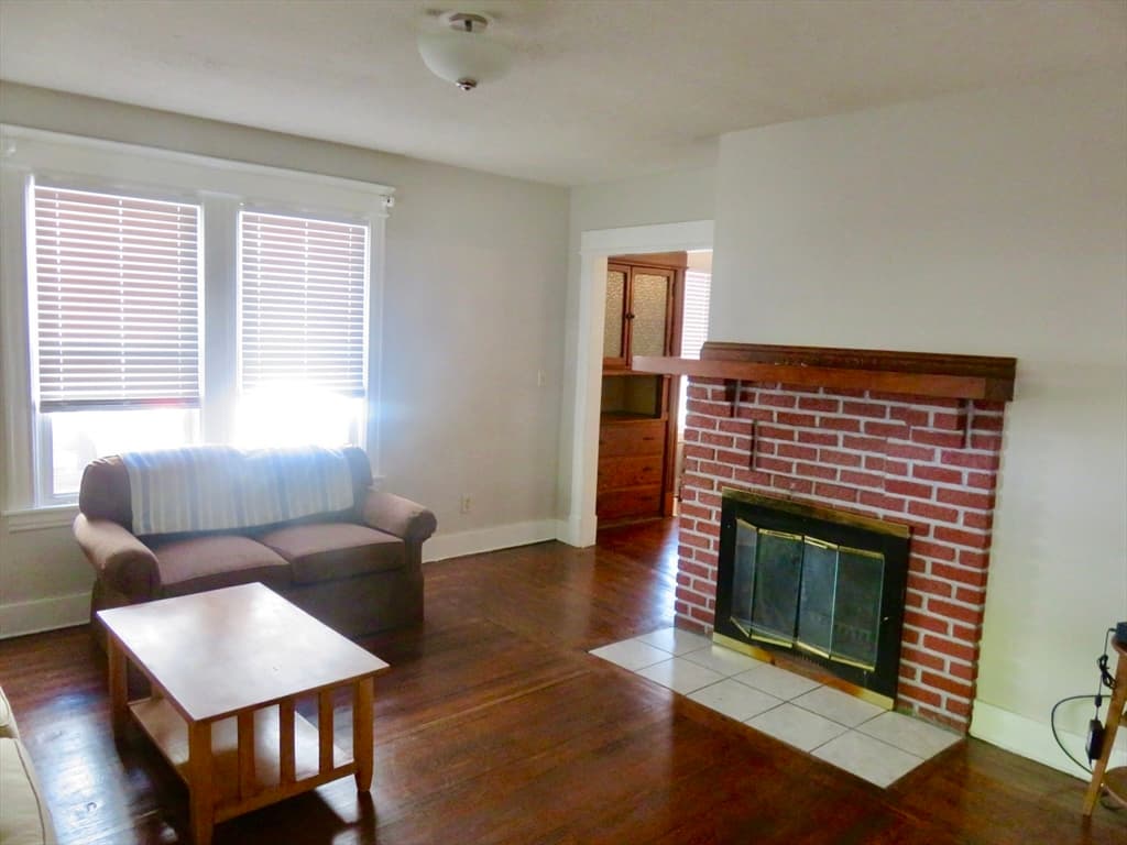 65 Rochelle St photo 4