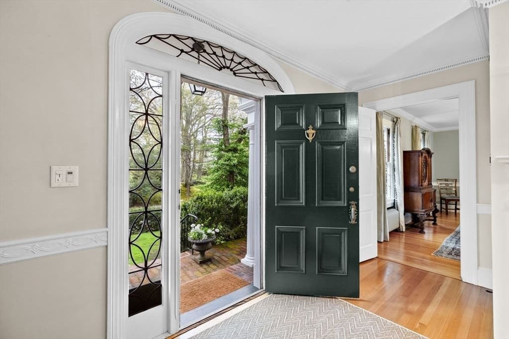 44 Montvale Rd photo 2