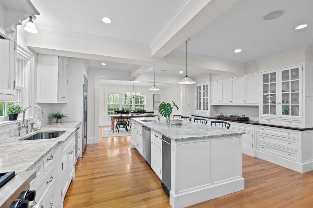 44 Montvale Rd photo 5